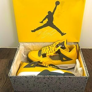 Air Jordan 4 Retro Yellow/Grey